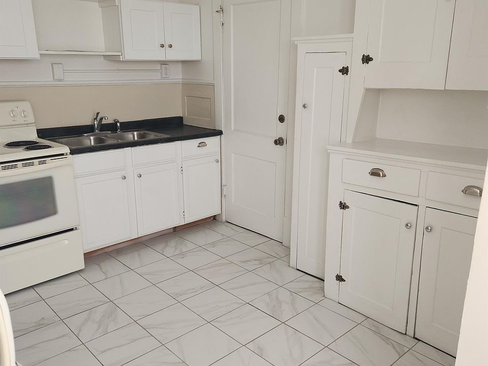 1st image of 531 Wells Ave NW #10947080