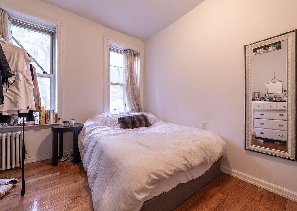 1st image of 403 E 77th St #7C