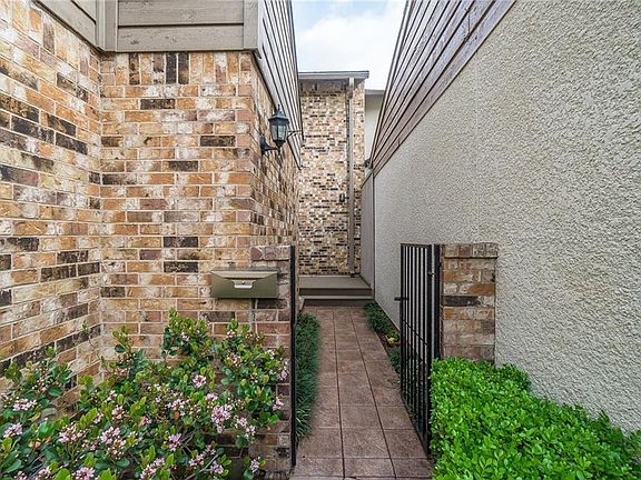 3rd image of 6413 Southpoint Dr