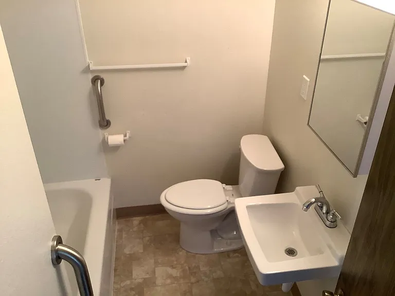250 S Marple St — Photo 7