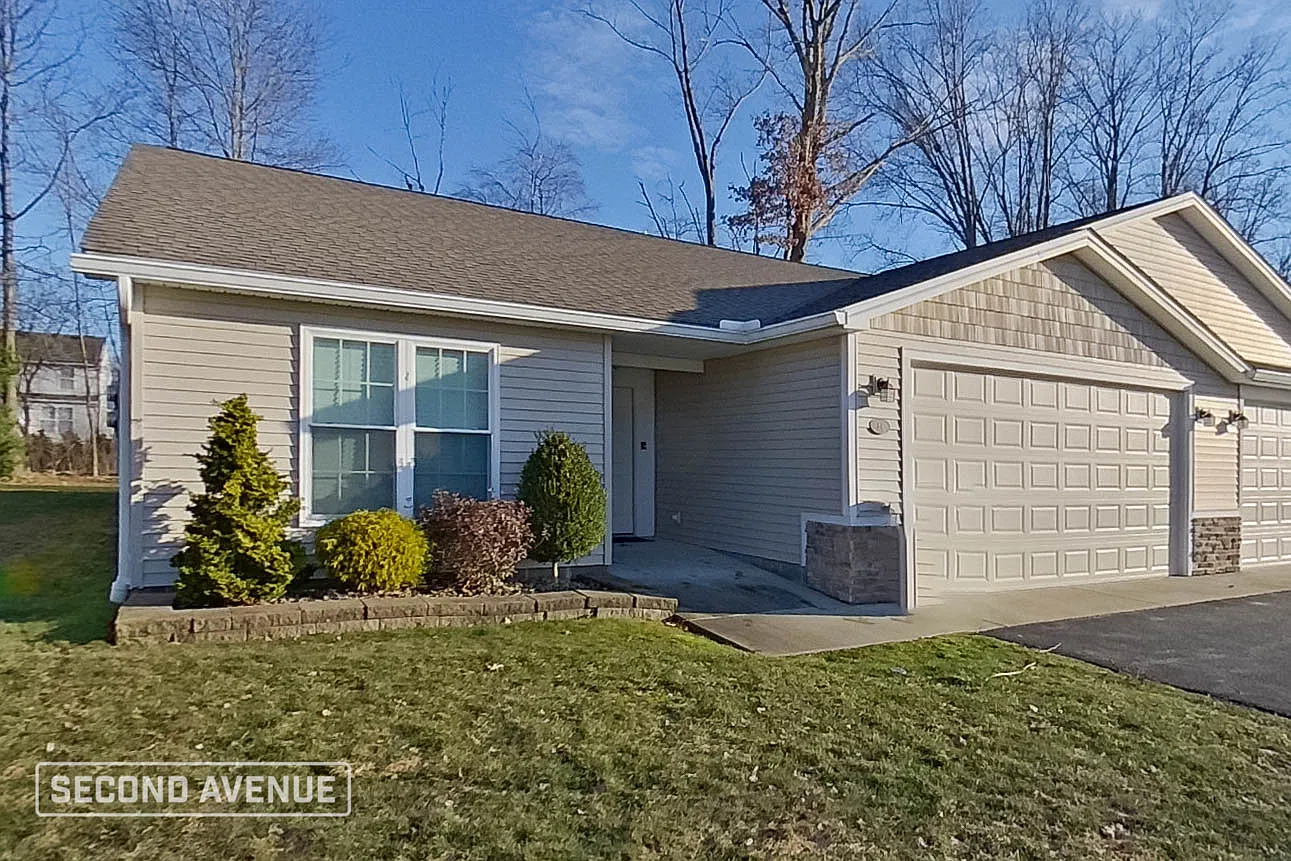 2 bed, 2.0 bath, 1278 sqft, $1,495 — Photo 2
