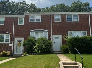975 Circle Dr, Baltimore, MD 21227