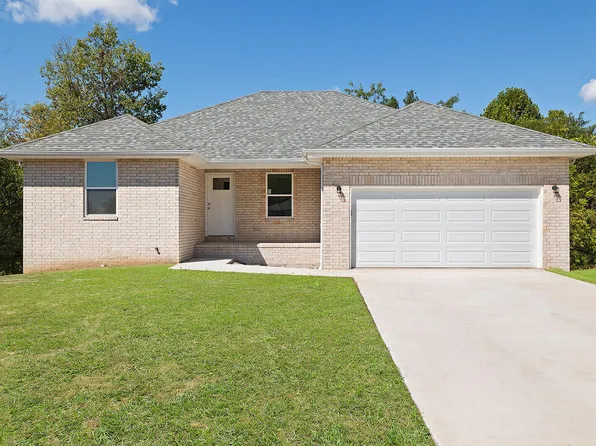 2265 S Mesa Drive, Bolivar, MO 65613