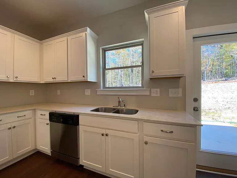 7937 Saint James Dr — Photo 5