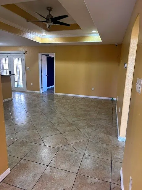 4 bed, 1433 sqft, $2,150 — Photo 3