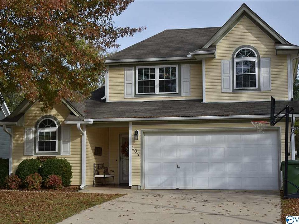 1st image of 107 Brushcreek Dr SW