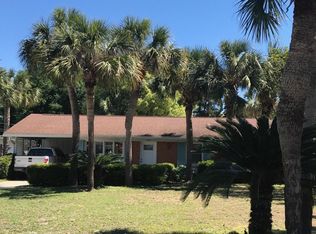 106 Woodlawn Dr, Panama City Beach, FL 32407