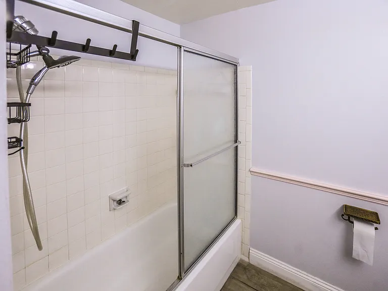 8307 Regina Pl — Photo 12