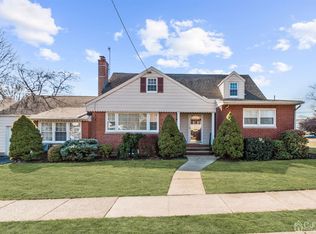 2992 Aberdeen Rd, Union, NJ 07083