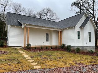 1255 Frederick Rd, Opelika, AL 36801