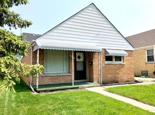 4021 Ruby St, Schiller Park, IL 60176