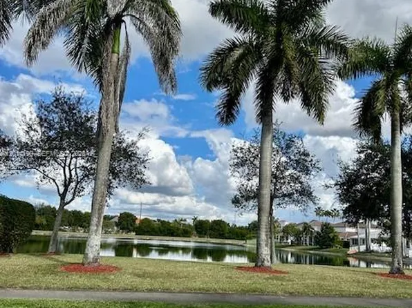 3818 SW 171st Ter, Miramar, FL 33027