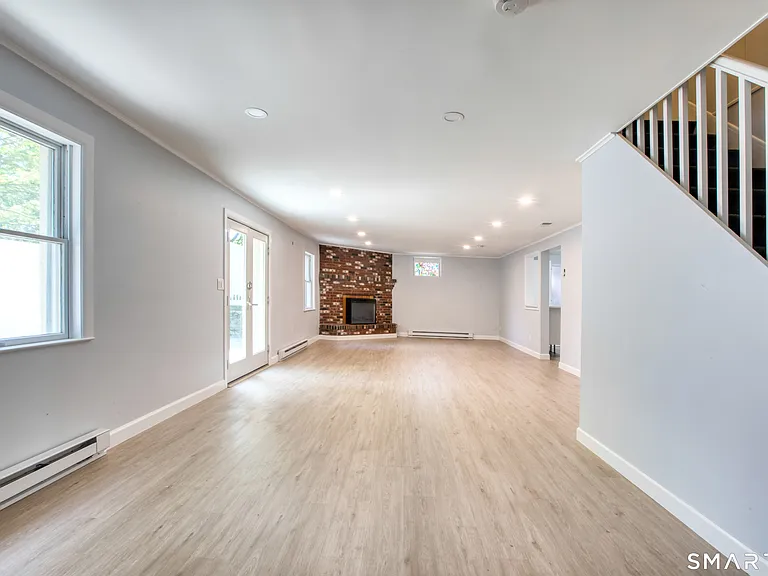 8 Ridge Pl #1 — Photo 22
