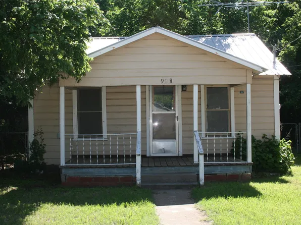 908 Franklin St, Weatherford, TX 76086