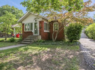 306 S Garfield Ave, Champaign, IL 61821