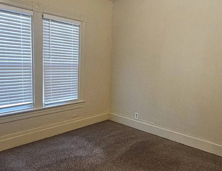 505 Walnut Ave #B — Photo 8