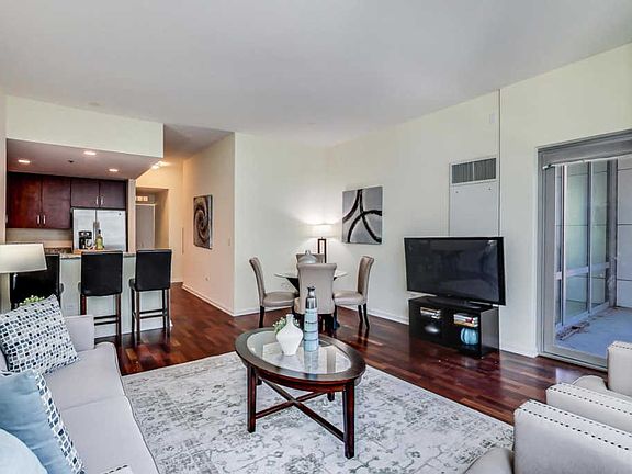 4th image of 160 E Illinois St APT 1406