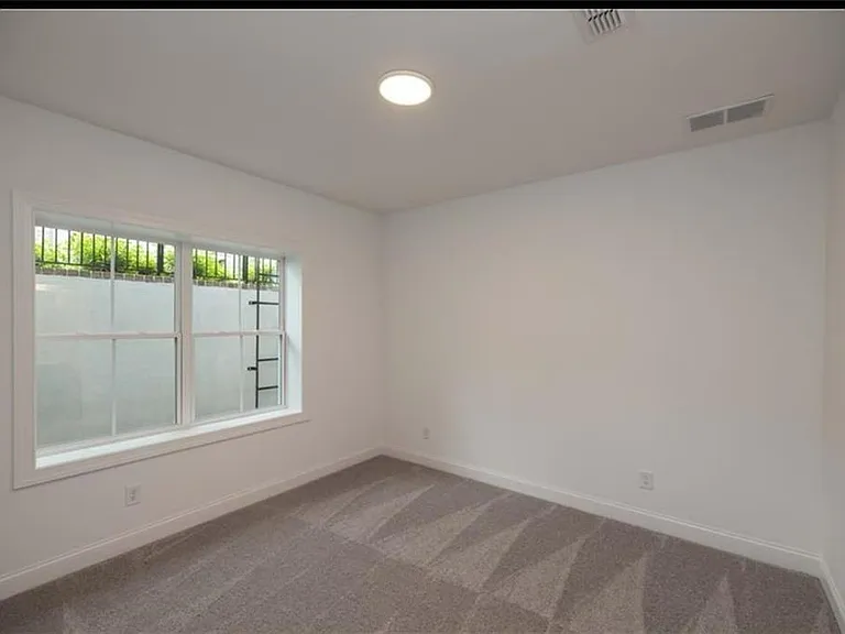 5209 Riden Ct — Photo 21