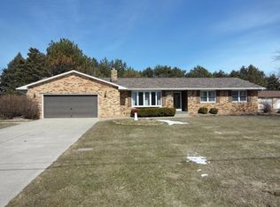 2048 Dewyse Rd, Bay City, MI 48708