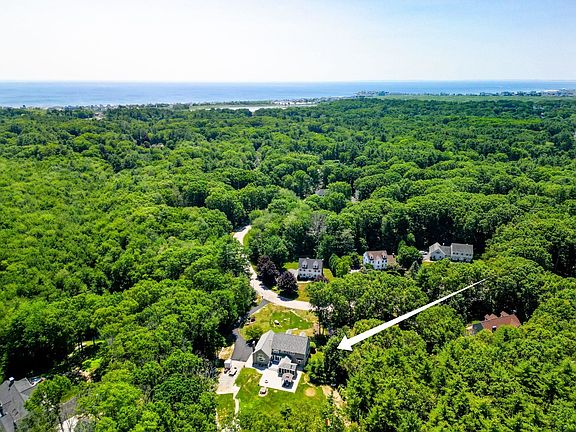 4th image of 21 Bear Path
