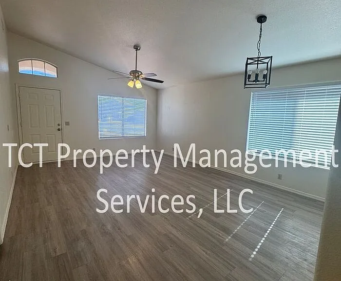6464 E Russell St — Photo 2