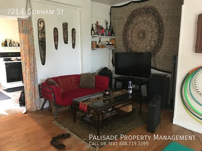 721 E Gorham St — Photo 5