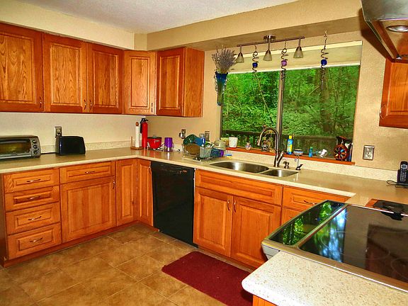 4th image of 4444 Highline Dr SE