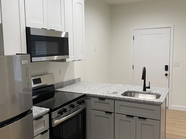 1910 Monticello Rd, Somerset, KY 42501