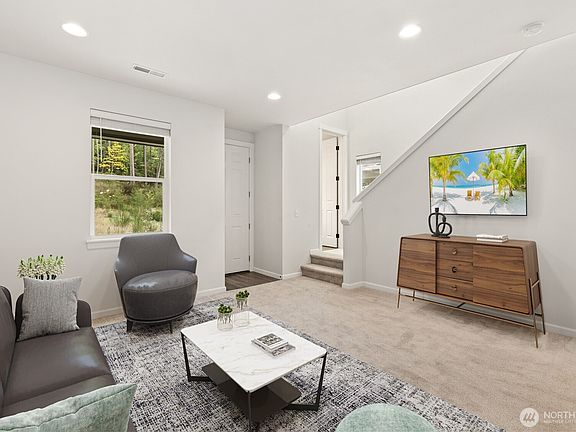 3rd image of 13213 192nd Avenue E