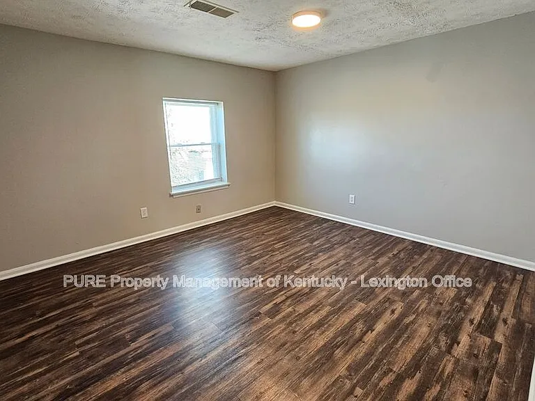 427 Cardwell Ave #3 — Photo 7