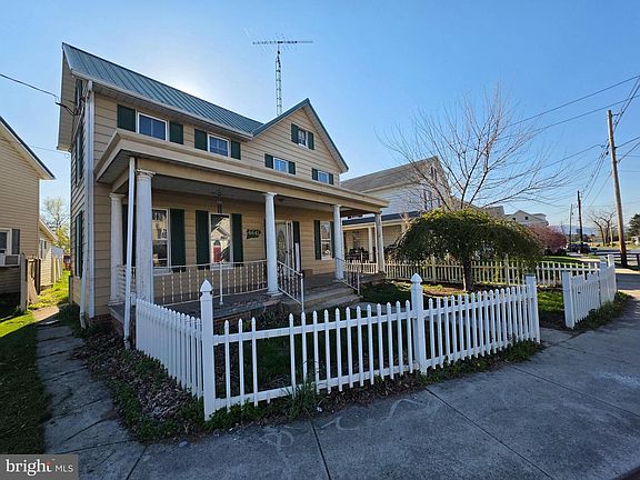 3rd image of 4641 Lemar Rd