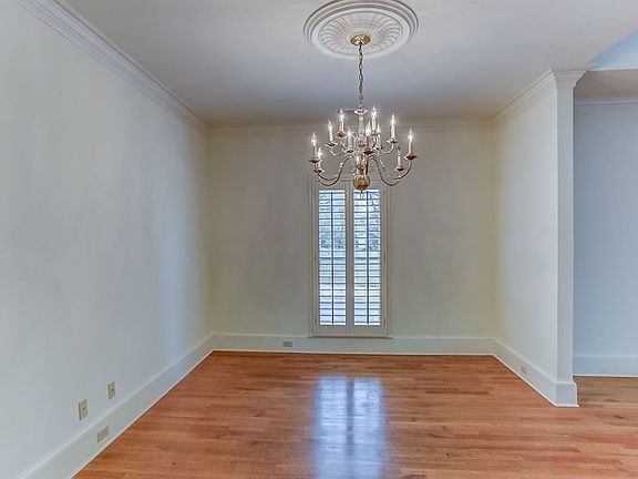 4th image of 2453 Eagleridge Ln