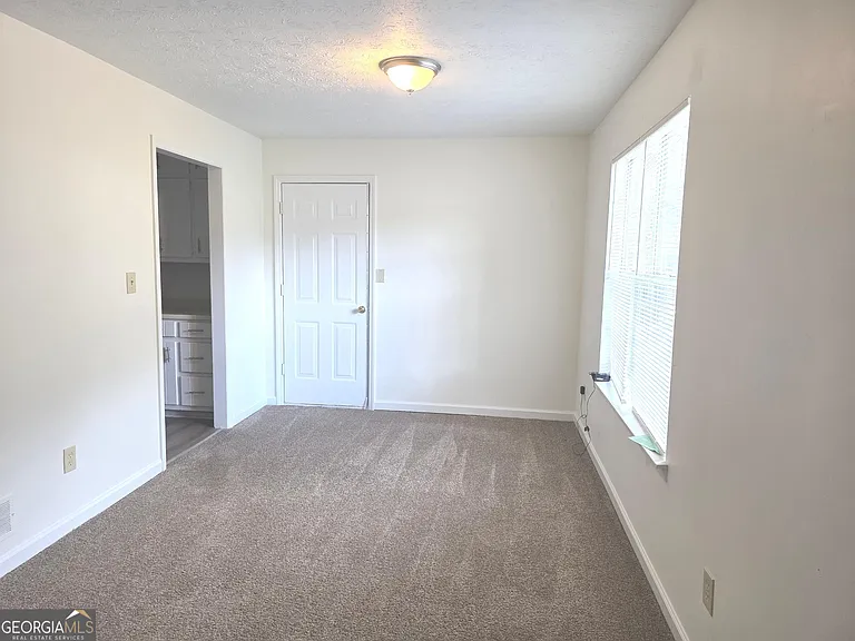 5779 N Castlegate Dr #B — Photo 2