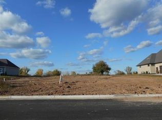 3605 Beachmont Rd, De Pere, WI 54115