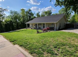 1525 Duncan St, Saint Joseph, MO 64503