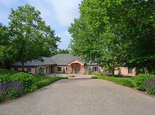 3720 E Eaglescliffe Dr, Springfield, MO 65809