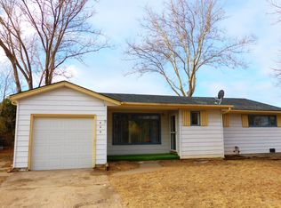 809 Dahlia Dr, Colorado Springs, CO 80911