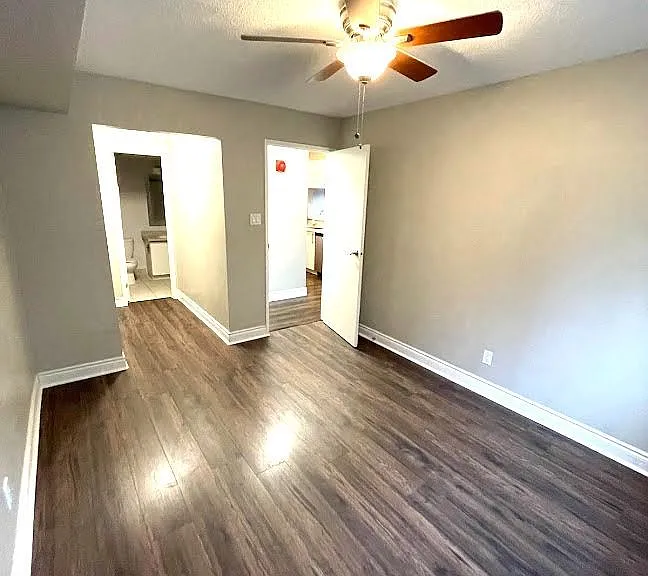 1450 Glen Abbey Gate #824 — Photo 24