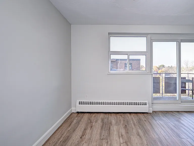 85 Willow Rd — Photo 10