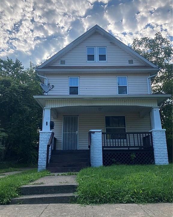 1st image of 453 Wildwood Ave