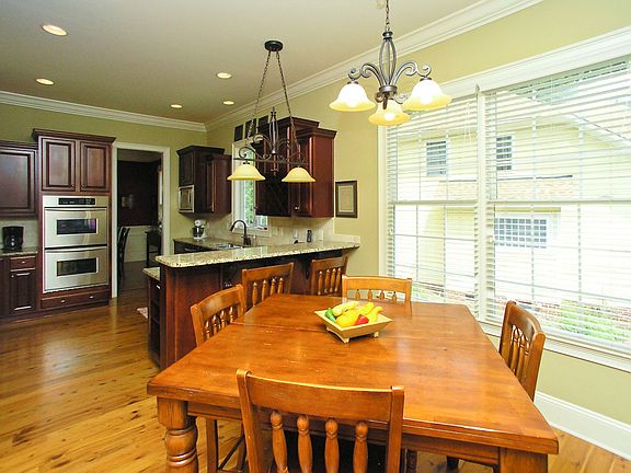Open Floorplan!