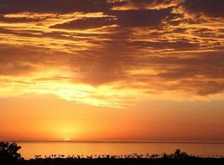 1868 Amalfi Dr, Encinitas, CA 92024