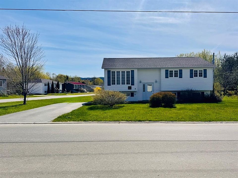 1st image of 8 Pine Avenue