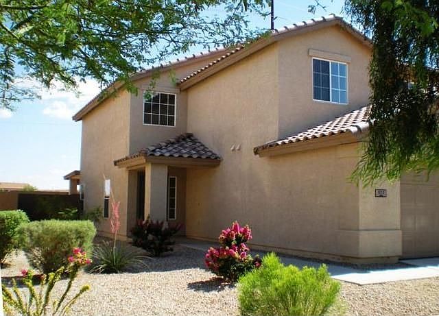 2nd image of 833 E Mayfield Cir