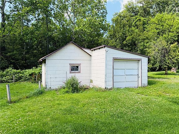 4th image of 339 Coolspring Jumonville Rd