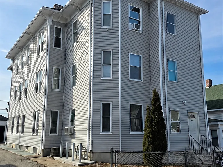 44 Coral St #1 — Photo 8