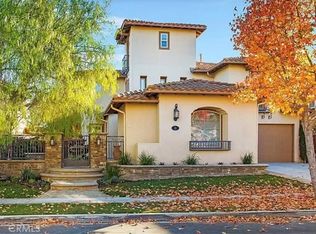 8 Sea Grape Rd, Mission Viejo, CA 92694