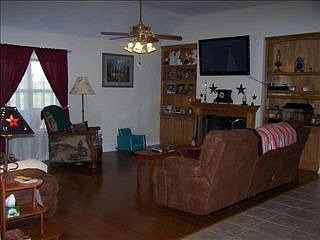 1st image of 3050 Green Meadows Dr