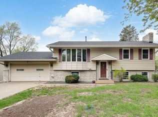 5216 Taylor St NE, Fridley, MN 55421