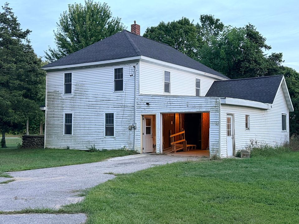 2nd image of 6163 S Maple Island Rd
